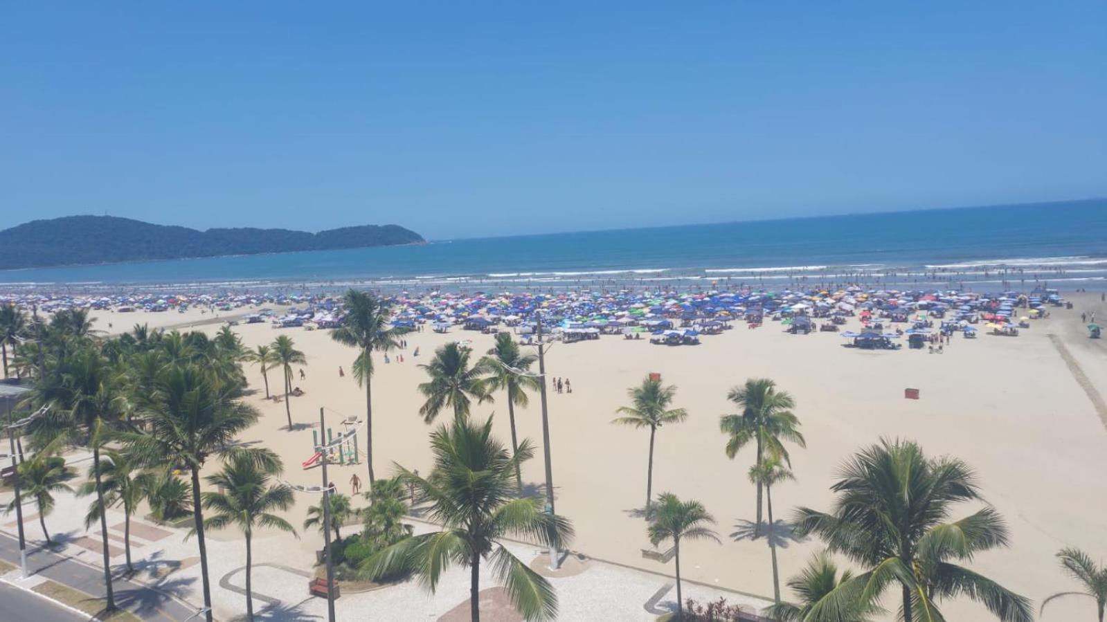 Apto Praia Grande Frente Ao Mar Vista P Praia Kitao Pe Na Areia Guilhermina Esterno foto